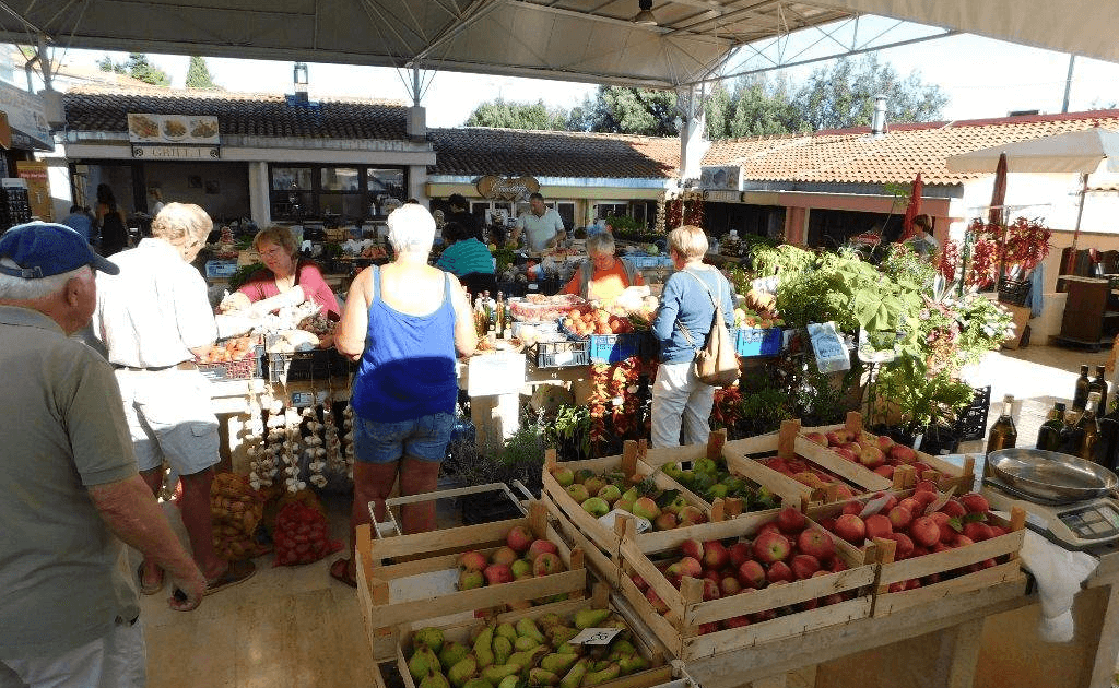 Novigrad-market