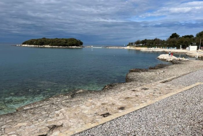 Public-Beach-Funtana Public-Beach-Funtana.jpg