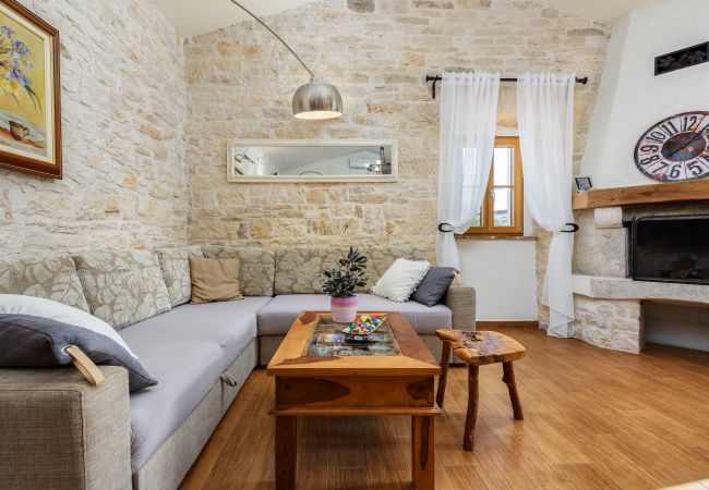 Villa in Tinjan - Casa Antignana with pool in Istria Villa in Tinjan - Casa Antignana with pool in Istria