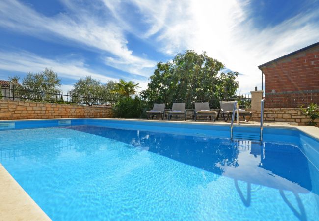 Villa in Rogovici - Villa Bianca with pool in Istria, Rogovici Villa in Rogovici - Villa Bianca with pool in Istria, Rogovici