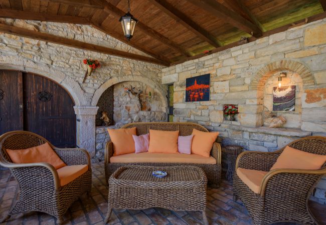 Villa in Radici - Casa Biguli Villa in Radici - Casa Biguli