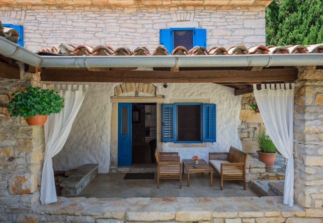 Villa in Radici - Casa Biguli Villa in Radici - Casa Biguli