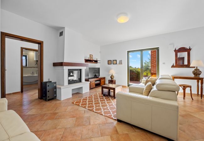 Villa in Pinezici - Villa Maddalena with private pool in Tinjan, Istra Villa in Pinezici - Villa Maddalena with private pool in Tinjan, Istra