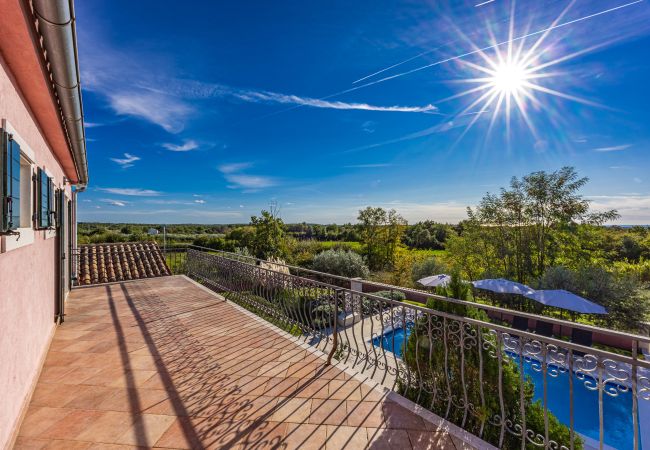 Villa in Pinezici - Villa Maddalena with private pool in Tinjan, Istra Villa in Pinezici - Villa Maddalena with private pool in Tinjan, Istra
