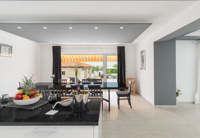 Villa in Buici - Villa Anela with pool in Porec Villa in Buici - Villa Anela with pool in Porec