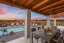 Ferienhaus in Poljica - Poolincluded Villa Almond