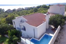 Ferienwohnung in Maslenica - Poolincluded - Villa apartment Dajana