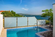 Wohnung in Maslenica - Poolincluded - Villa apartment Dajana