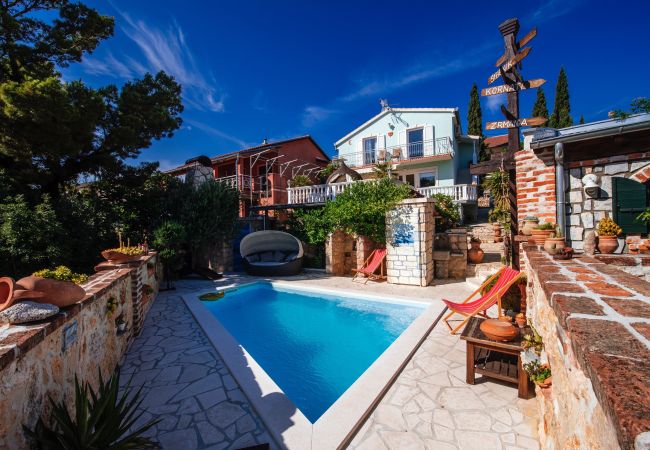 Maslenica - Ferienhaus