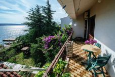 Ferienwohnung in Starigrad - Beachfront apartment Stipe
