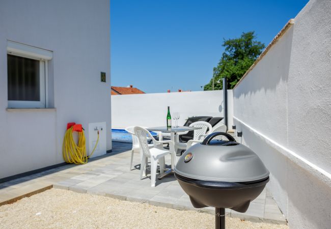 Ferienwohnung in Kukci - Apartment Vedran with heated pool, in  Porec Ferienwohnung in Kukci - Apartment Vedran with heated pool, in  Porec