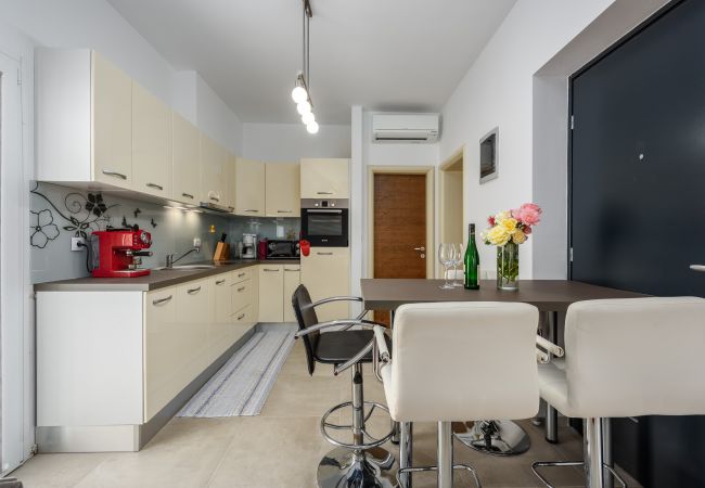 Ferienwohnung in Kukci - Apartment Vedran with heated pool, in  Porec Ferienwohnung in Kukci - Apartment Vedran with heated pool, in  Porec