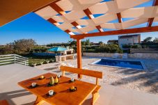 Ferienhaus in Privlaka - Poolincluded Villa Privlaka