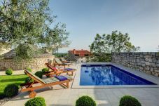 Ferienhaus in Višnjan - Poolincluded Seaview Villa Adriana