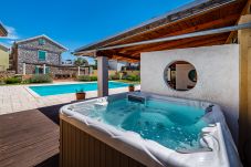 Villa in Gornje Raštane - Poolincluded Villa Kadulja Bozini
