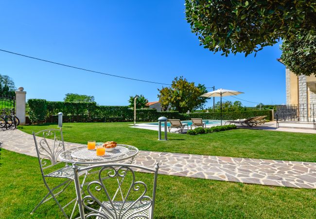 Ferienwohnung in Mekiši kod Vižinade - Premium Apartment Silvia II with private pool Ferienwohnung in Mekiši kod Vižinade - Premium Apartment Silvia II with private pool