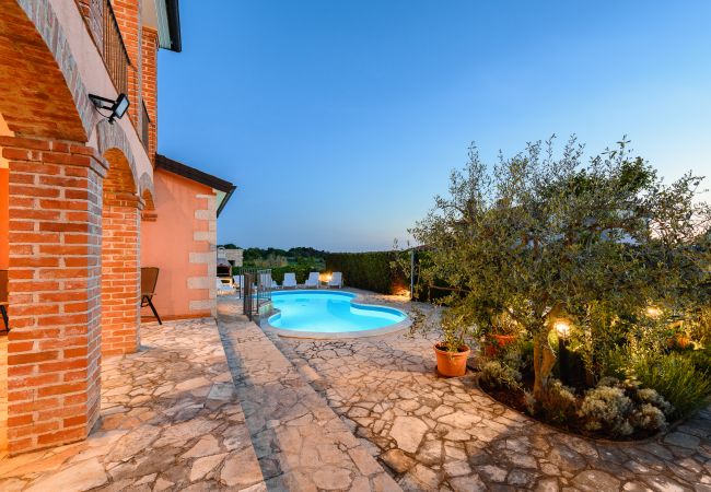 Villa in Višnjan - Villa Imagine with heated pool in Visnjan Villa in Višnjan - Villa Imagine with heated pool in Visnjan