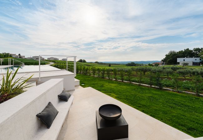 Villa in Bajkini - Villa Faloniga with pool in Istria by Solis Porec Villa in Bajkini - Villa Faloniga with pool in Istria by Solis Porec