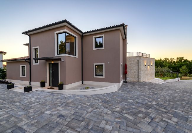 Villa in Bajkini - Villa Faloniga with pool in Istria by Solis Porec Villa in Bajkini - Villa Faloniga with pool in Istria by Solis Porec
