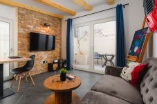 Ferienwohnung in Porec - Apartment Urban Black