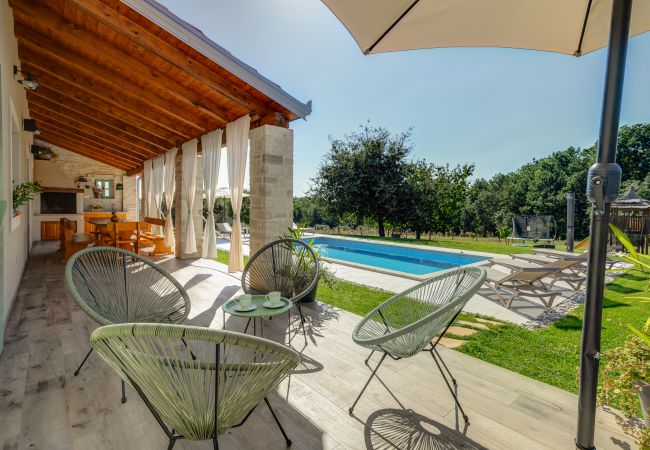 Villa in Srebrnici - Villa Stella Polaris with pool in Visnjan, Istria Villa in Srebrnici - Villa Stella Polaris with pool in Visnjan, Istria