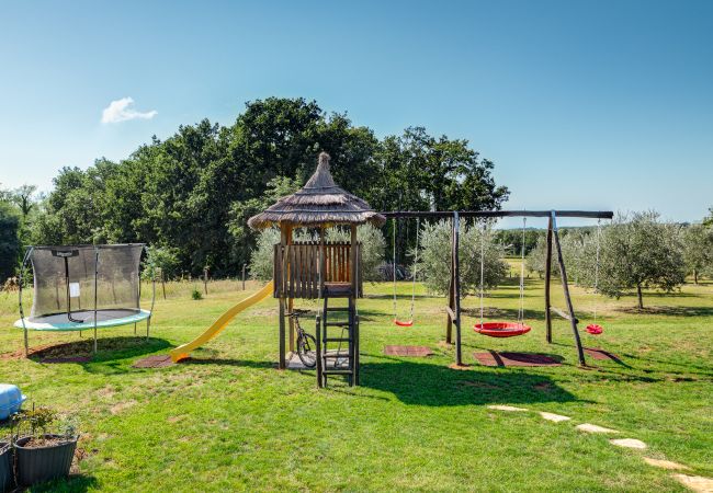 Villa in Srebrnici - Villa Stella Polaris with pool in Visnjan, Istria Villa in Srebrnici - Villa Stella Polaris with pool in Visnjan, Istria