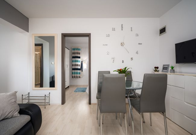 Ferienwohnung in Vrvari - Charming  Apartment Rose  I Ferienwohnung in Vrvari - Charming  Apartment Rose  I