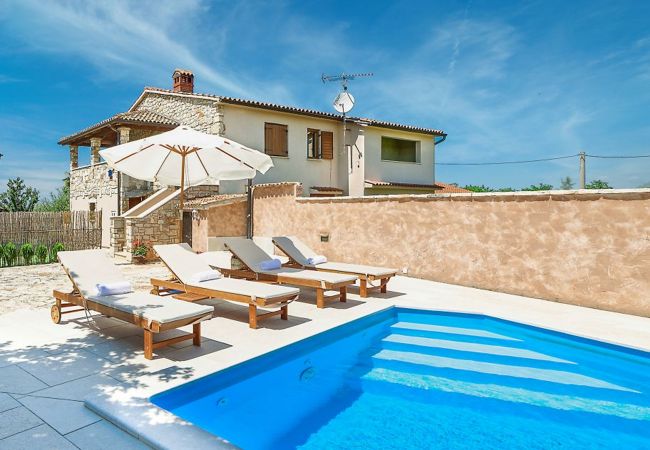 Ferienhaus in Barbići - Casa Piccola Barbici with pool In Porec, Istria Ferienhaus in Barbići - Casa Piccola Barbici with pool In Porec, Istria