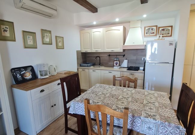 Ferienwohnung in Porec - Apartment Erna II in Porec, Istria Ferienwohnung in Porec - Apartment Erna II in Porec, Istria