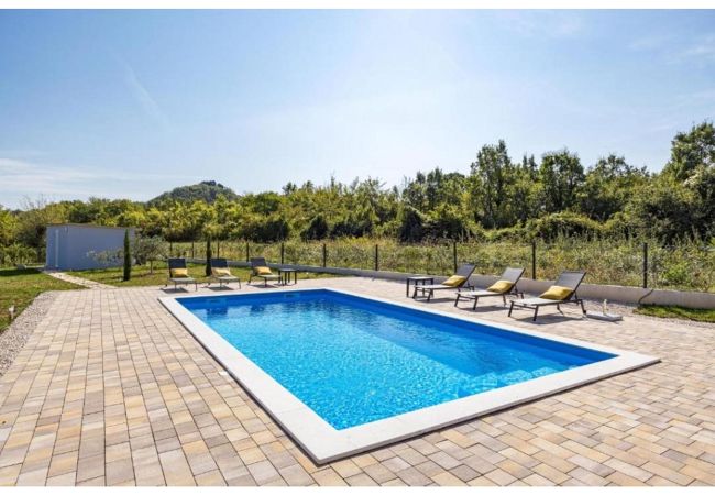 Villa in Sovinjak - Villa Isabella with pool in Sovinjak, Istria Villa in Sovinjak - Villa Isabella with pool in Sovinjak, Istria