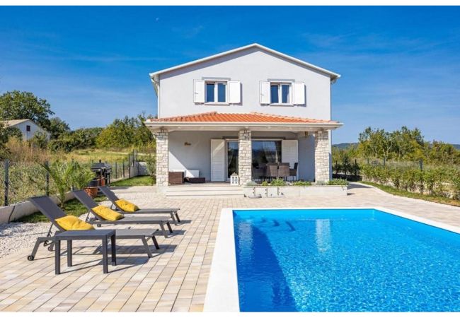 Villa in Sovinjak - Villa Isabella with pool in Sovinjak, Istria Villa in Sovinjak - Villa Isabella with pool in Sovinjak, Istria