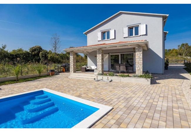 Villa in Sovinjak - Villa Isabella with pool in Sovinjak, Istria Villa in Sovinjak - Villa Isabella with pool in Sovinjak, Istria