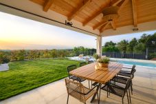 Villa in Dracevac - Luxury Villa Sofia with Pool In Poreč, Istria