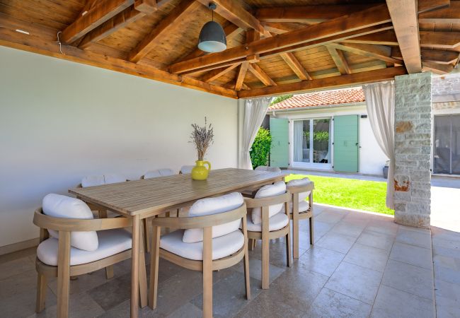 Villa in Orbani - Villa Veromi with heated pool in Istria Villa in Orbani - Villa Veromi with heated pool in Istria