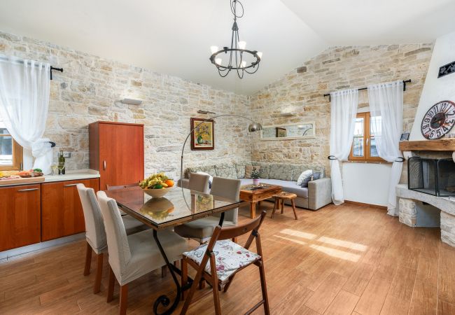 Villa a Tinjan - Casa Antignana with pool in Istria Villa a Tinjan - Casa Antignana with pool in Istria