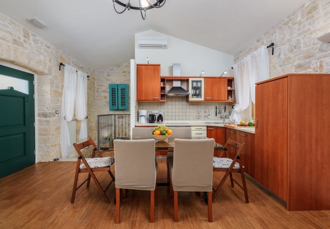 Villa a Tinjan - Casa Antignana with pool in Istria Villa a Tinjan - Casa Antignana with pool in Istria