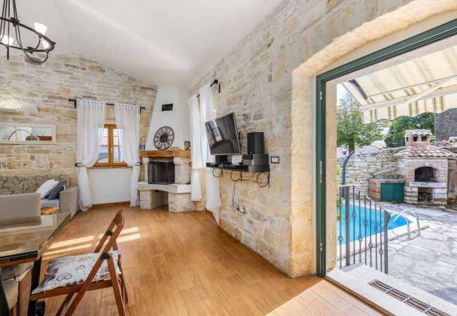 Villa a Tinjan - Casa Antignana with pool in Istria Villa a Tinjan - Casa Antignana with pool in Istria