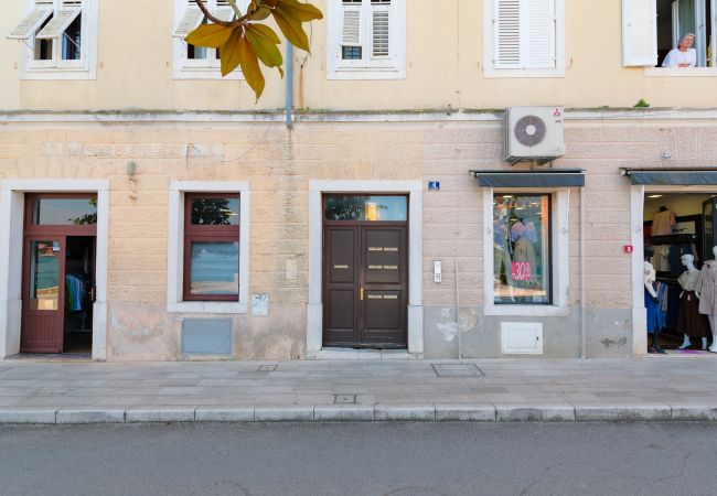 Appartamento a Porec - Deluxe Apartment Nina by the sea in Porec, Istria Appartamento a Porec - Deluxe Apartment Nina by the sea in Porec, Istria