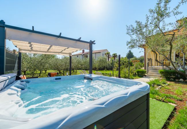  a Porec - Apartment Josipa with Whirpool in Porec