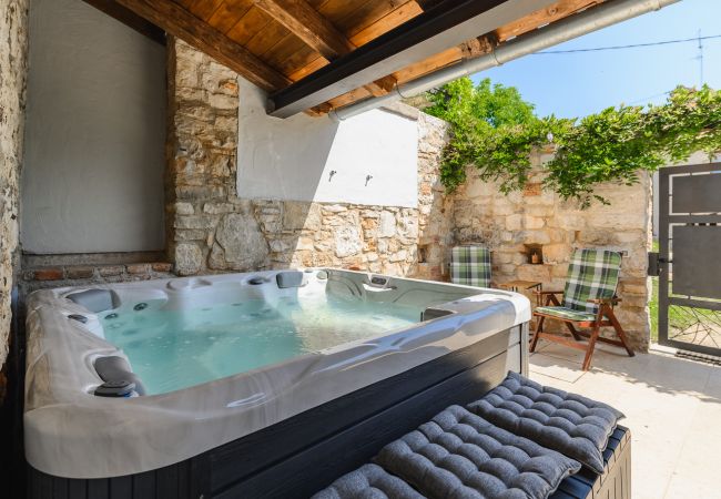 Casa a Porec - Casa Nini I - Jacuzzi