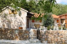 Casa a Starigrad - Poolincluded - Authentic Stone House Marasovic