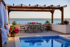 Casa a Maslenica - Poolincluded Holiday Home Ivona