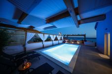 Casa a Maslenica - Poolincluded Holiday Home Ivona