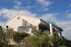 Casa a Veli Rat - Vacation house Mirta