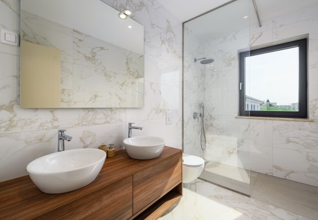 Villa a Bajkini - Villa Faloniga with pool in Istria by Solis Porec Villa a Bajkini - Villa Faloniga with pool in Istria by Solis Porec