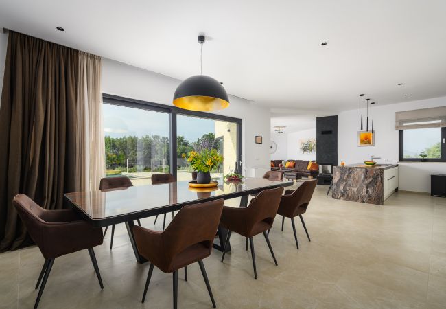 Villa a Bajkini - Villa Faloniga with pool in Istria by Solis Porec Villa a Bajkini - Villa Faloniga with pool in Istria by Solis Porec