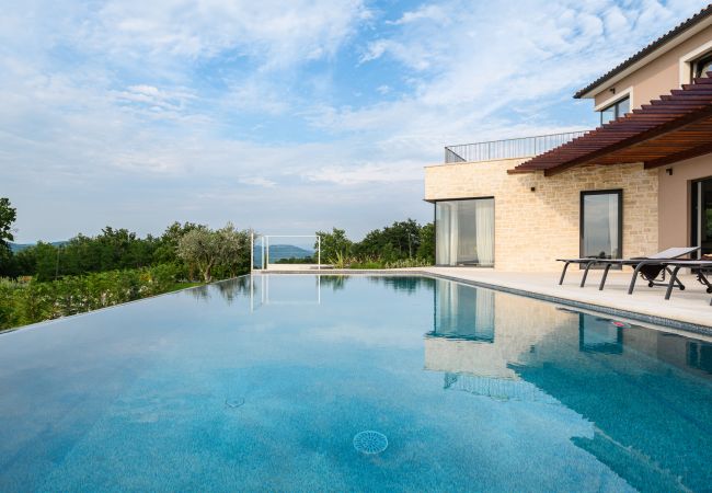 Villa a Bajkini - Villa Faloniga with pool in Istria by Solis Porec Villa a Bajkini - Villa Faloniga with pool in Istria by Solis Porec
