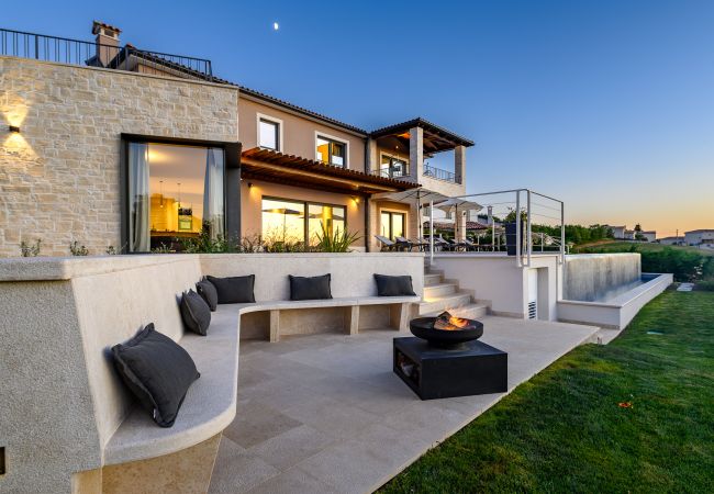 Villa a Bajkini - Villa Faloniga with pool in Istria by Solis Porec Villa a Bajkini - Villa Faloniga with pool in Istria by Solis Porec