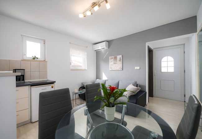 Appartamento a Vrvari - Charming  Apartment Rose  I Appartamento a Vrvari - Charming  Apartment Rose  I