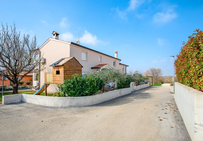 Appartamento a Vrvari - Charming  Apartment Rose  I Appartamento a Vrvari - Charming  Apartment Rose  I
